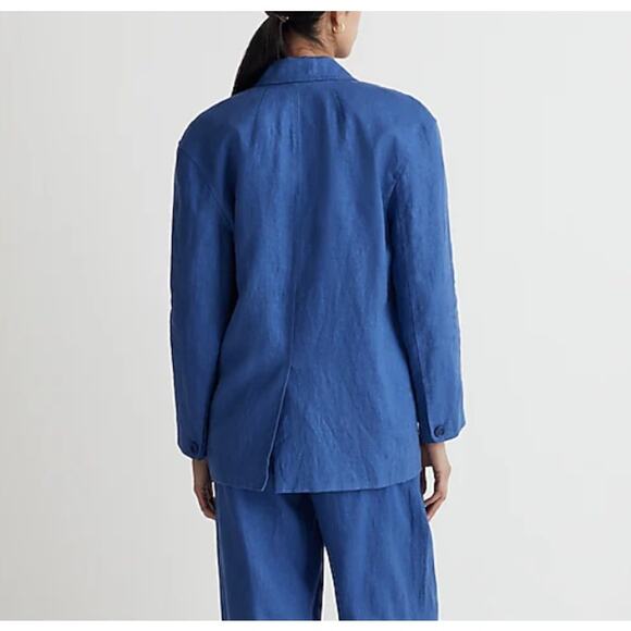 Madewell Double-Breasted Crossover Blazer in 100% Linen in Blue - Picture 4 of 13